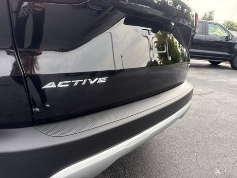 Used 2024 Ford Escape Active AWD/4WD image 11