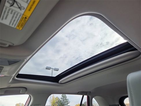 Used 2023 Toyota RAV4 Limited image 25