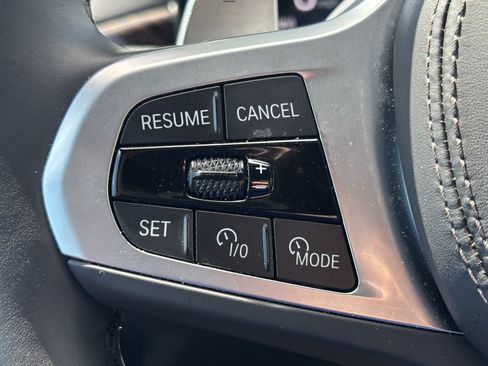 Used 2026 BMW X6 xDrive40i AWD/4WD image 19