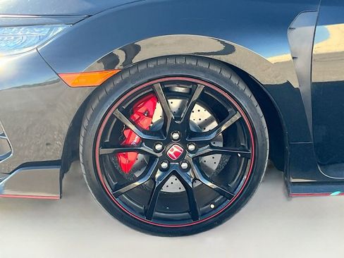 Used 2019 Honda Civic Type R image 31