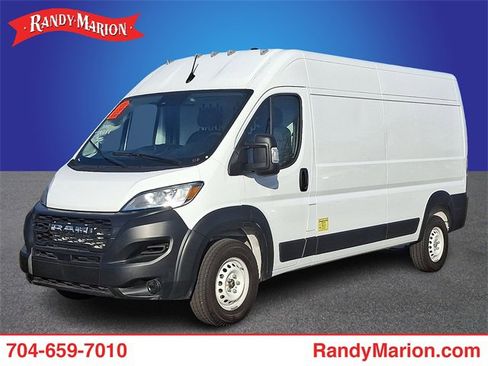 Used 2025 RAM ProMaster 2500 w/ Storage Group image 1