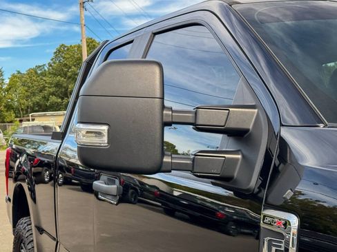 Used 2022 Ford F250 XL w/ STX Appearance Package AWD/4WD image 10