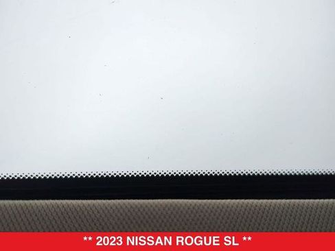 Certified 2023 Nissan Rogue SL image 30