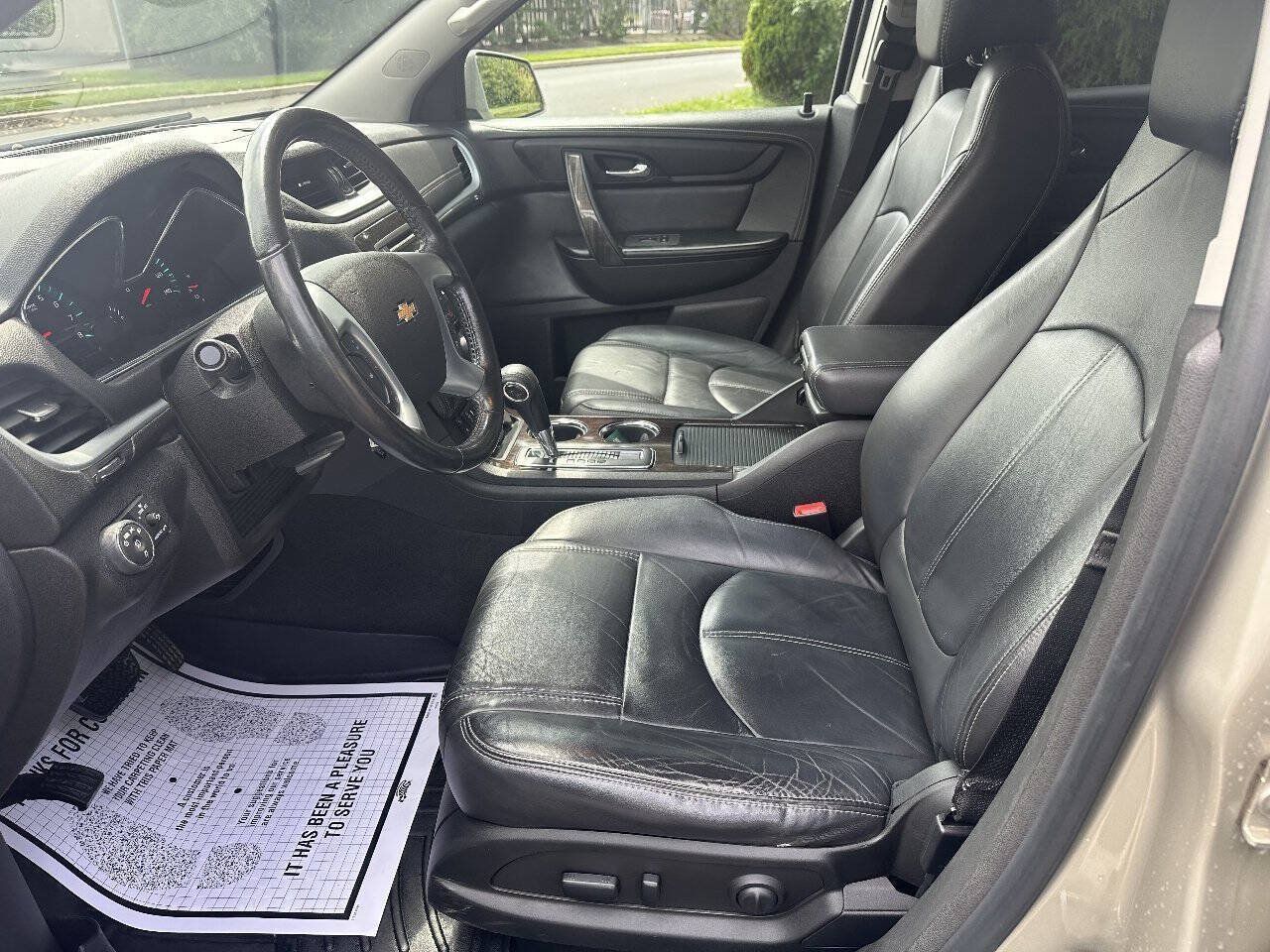 Used 2016 Chevrolet Traverse LT AWD/4WD image 10