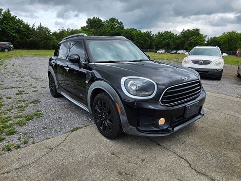 Used 2017 MINI Cooper Countryman ALL4 AWD/4WD image 2