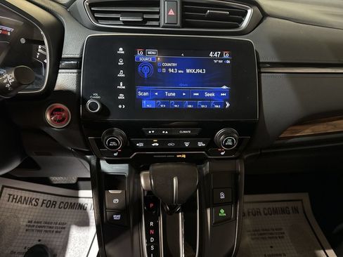 Used 2020 Honda CR-V Touring image 17