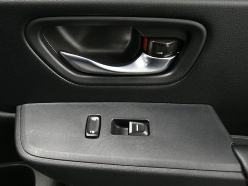 Used 2025 Honda Pilot Black Edition image 32