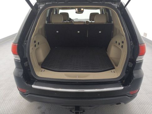 Used 2021 Jeep Grand Cherokee Limited RWD image 29