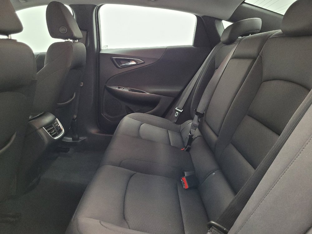 Used 2022 Chevrolet Malibu LT FWD image 18
