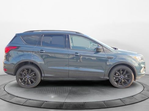 Used 2019 Ford Escape SE image 6