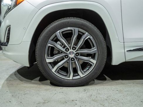 Used 2020 GMC Terrain Denali w/ Denali Premium Package image 7