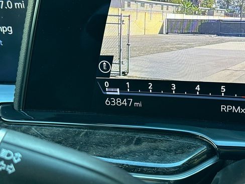 Certified 2023 Cadillac Escalade Premium Luxury w/ Performance Package image 37