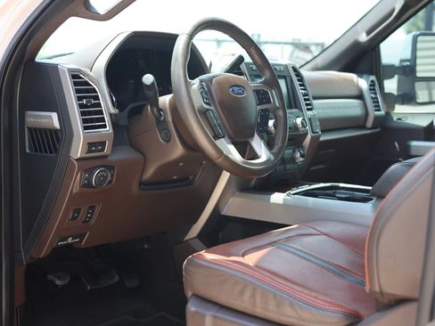 Used 2018 Ford F250 King Ranch w/ King Ranch Ultimate Package AWD/4WD image 17