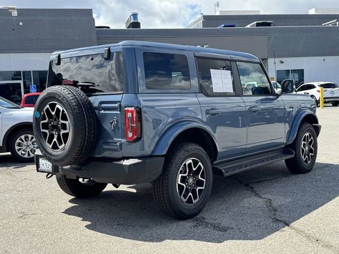 Used 2025 Ford Bronco Outer Banks AWD/4WD image 6