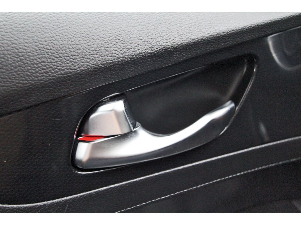 Used 2023 Kia Forte GT-Line w/ GT-Line Technology Package FWD image 21