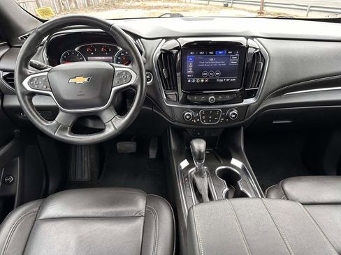 Used 2023 Chevrolet Traverse LT AWD/4WD image 15