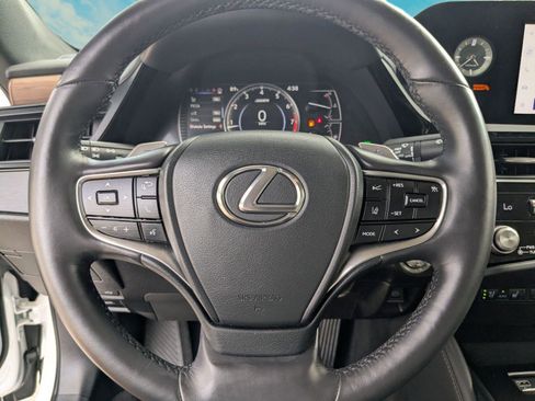 Used 2024 Lexus ES 350 w/ Premium Package image 10