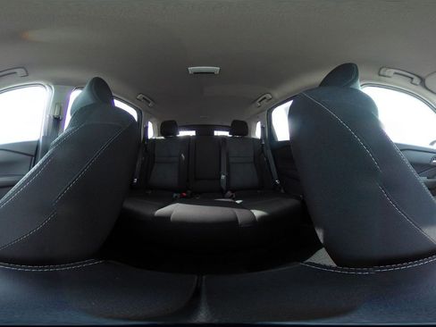 Used 2025 Nissan Rogue SV image 44