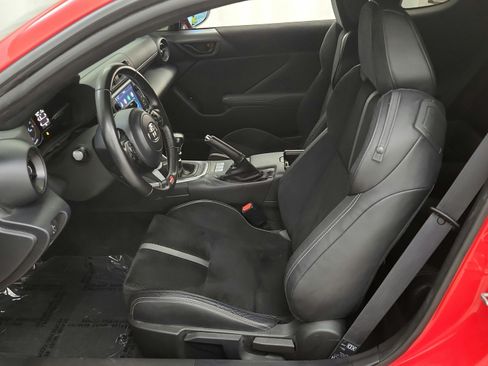 Used 2023 Toyota GR86 Premium RWD image 18