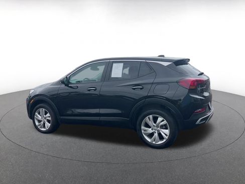 Used 2025 Buick Encore GX Preferred AWD/4WD image 9