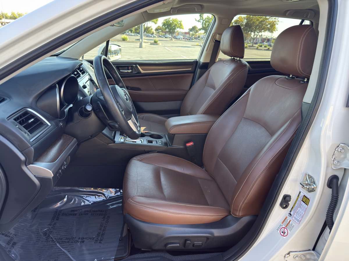 Used 2017 Subaru Outback 3.6R Touring w/ Popular Package #5A AWD/4WD image 14