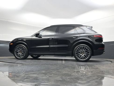 Used 2019 Porsche Cayenne AWD/4WD image 48