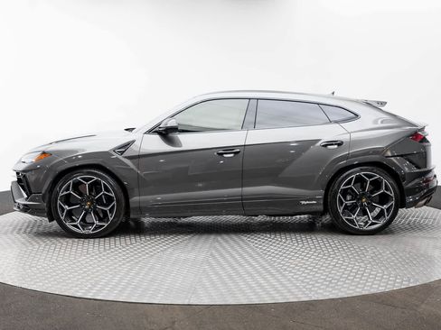 Used 2023 Lamborghini Urus Performante image 3