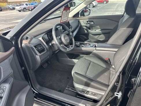 Used 2022 Nissan Rogue SV AWD/4WD image 10