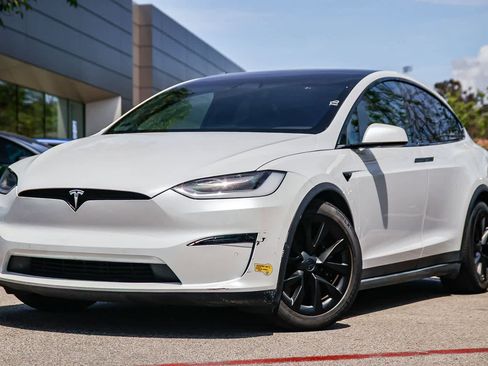 Used 2022 Tesla Model X Plaid image 1