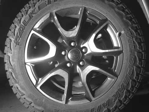 Used 2025 Jeep Compass Trailhawk AWD/4WD image 15