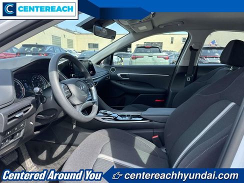 Used 2023 Hyundai Sonata SE image 12