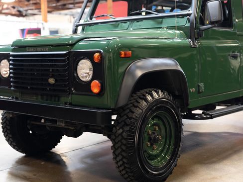 Used 1997 Land Rover Defender 90 image 19