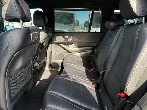 Used 2020 Mercedes-Benz GLS 450 4MATIC image 17