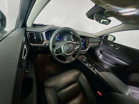 Used 2024 Volvo S60 B5 Plus image 18