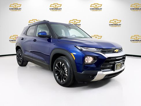 Used 2023 Chevrolet TrailBlazer LT w/ Convenience Package image 1
