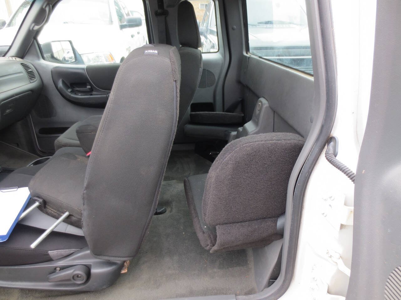 Used 2011 Ford Ranger XLT AWD/4WD image 9