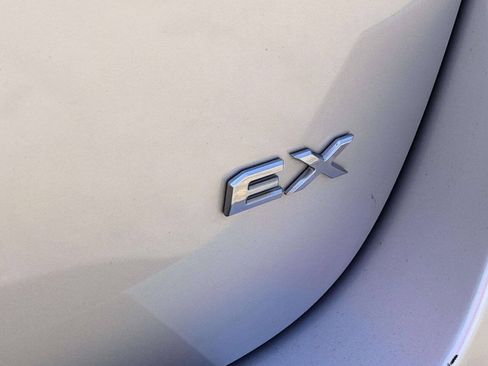 Used 2019 Kia Sedona EX w/ EX Premium Package FWD image 6