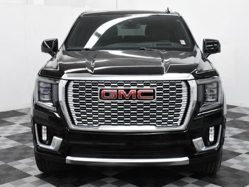 Used 2023 GMC Yukon Denali image 3