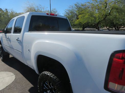 Used 2013 GMC Sierra 2500 Denali image 7