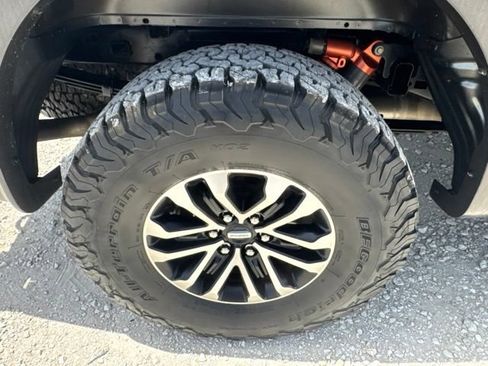 Used 2020 Ford F150 Raptor w/ Equipment Group 802A Luxury AWD/4WD image 33