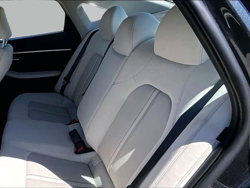 Used 2023 Hyundai Sonata SE FWD image 19