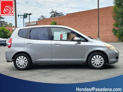 Used 2007 Honda Fit image 4