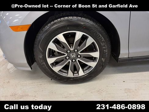 Used 2023 Honda Odyssey EX-L image 10