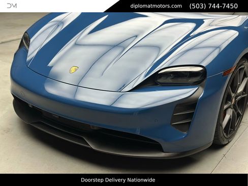 Used 2022 Porsche Taycan GTS w/ Premium Package (P6U) image 14