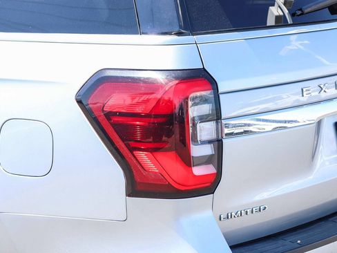 Certified 2022 Ford Expedition Max Limited AWD/4WD image 7