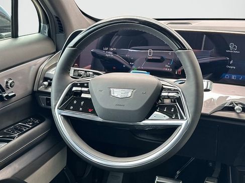 New 2026 Cadillac Vistiq Sport AWD/4WD image 5