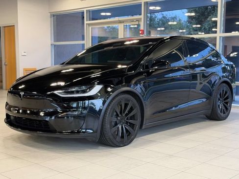 Used 2023 Tesla Model X AWD/4WD image 5