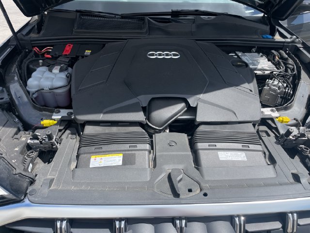 Used 2025 Audi Q7 3.0T Premium Plus AWD/4WD image 23