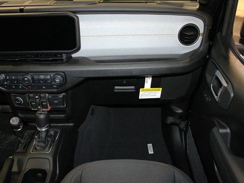 New 2026 Jeep Wrangler Sport S image 28