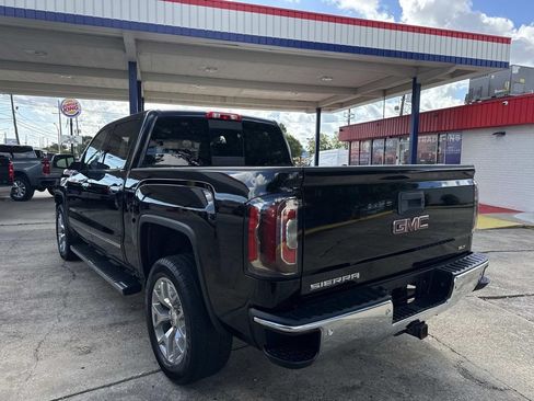 Used 2018 GMC Sierra 1500 SLT w/ SLT Premium Package AWD/4WD image 6